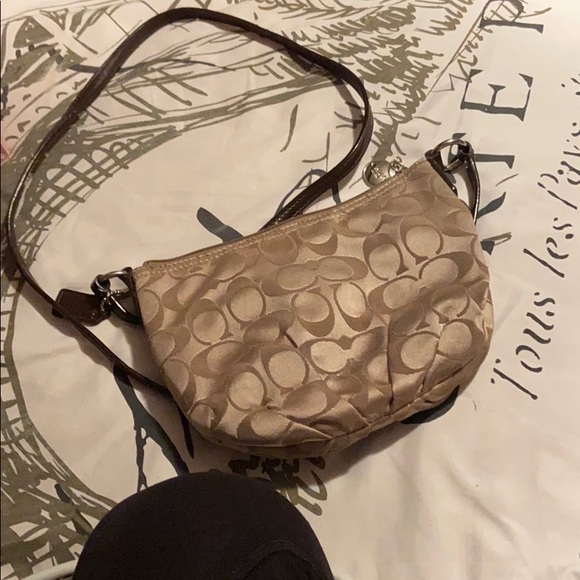 Coach small cross over bag - Picture 2 of 2